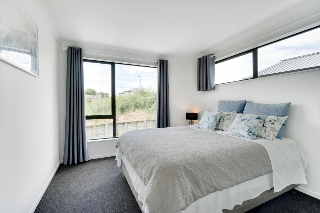Fabulous River View - Brand New House In Hamilton Exteriér fotografie