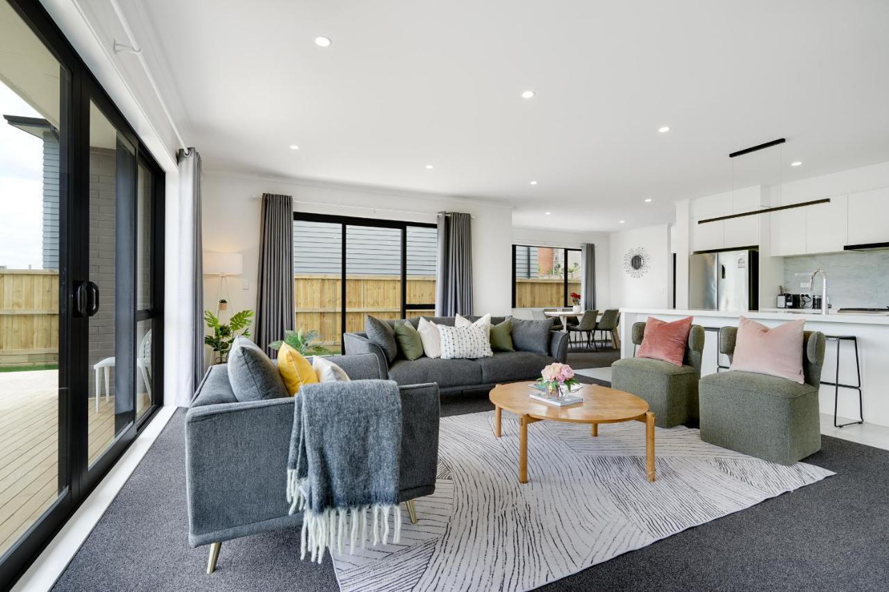 Fabulous River View - Brand New House In Hamilton Exteriér fotografie